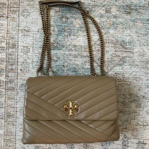 New Kira Tory Butch large shoulder bag